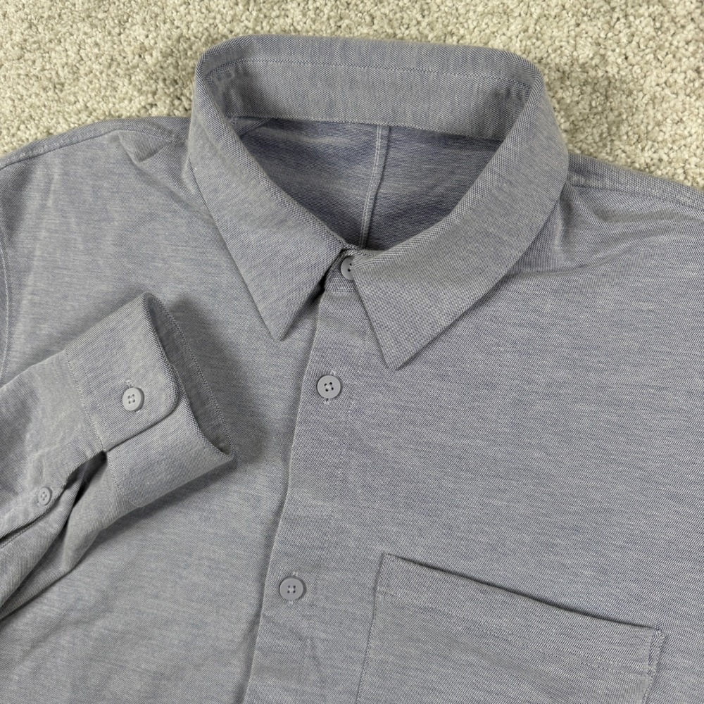 Lululemon Button Down Shirt Mens Medium Gray Long Sleeve Tech Commuter Pocket